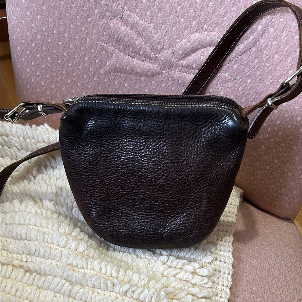 Vintage roots pebbled leather crossbody bag